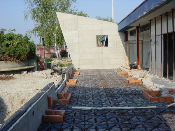 PISCINA COPERTA, MELEGNANO